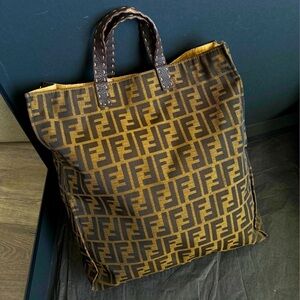 Preloved Fendi Zucca handbag
